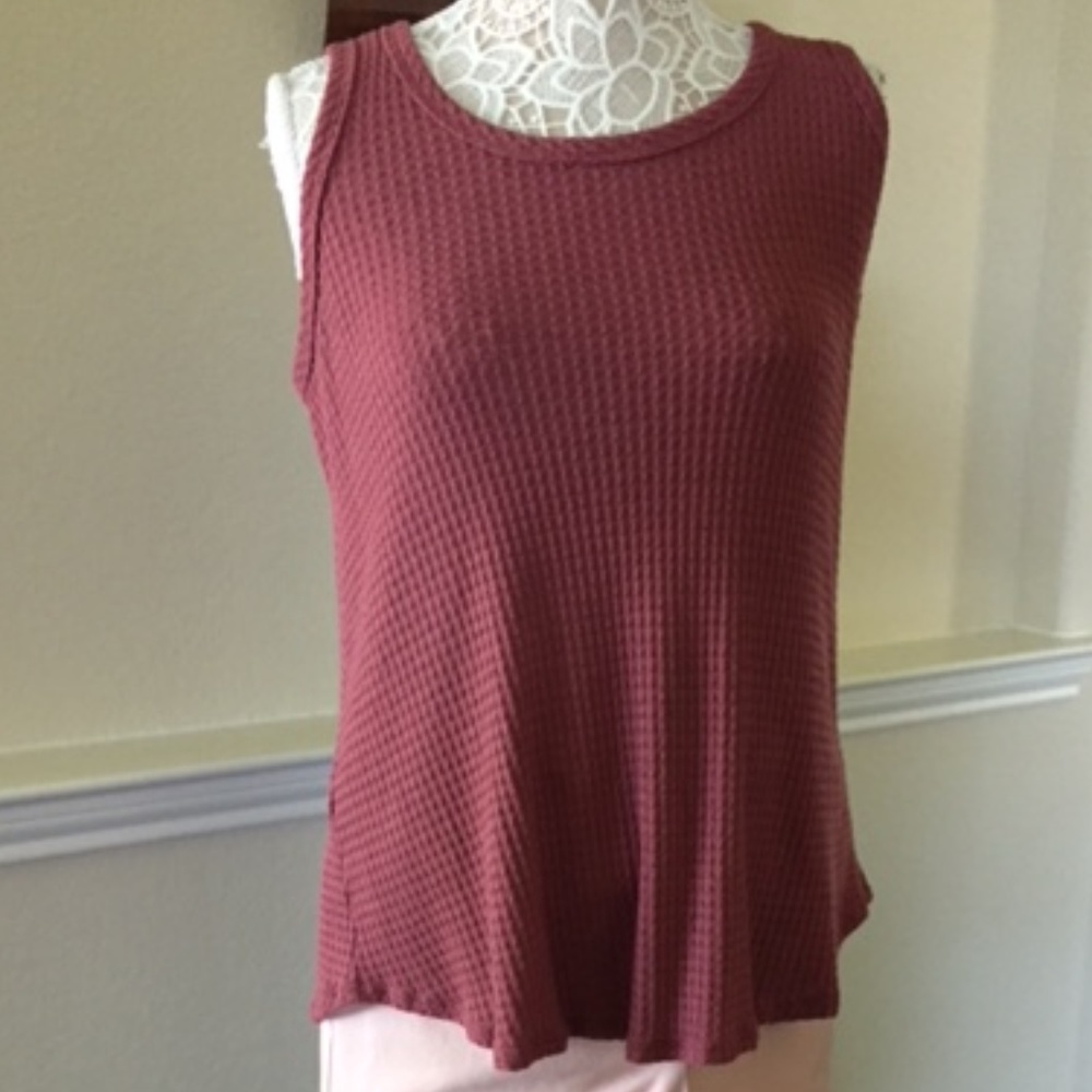 Soft Surroundings Waffle Tank in Wine - Sz M